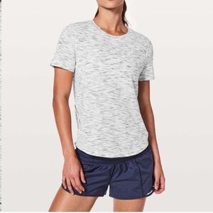 Lululemon Sz 6 Long Distance Short Sleeve In Tiger Space Dye Black White